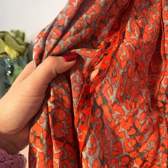 Maje Lito Leopard-Print Wrap Blouse V-Neck Ruffled Balloon Sleeve Button Cuff 2 - Picture 7 of 13